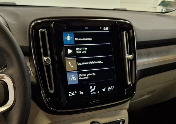 Volvo XC 40 cena 139900 przebieg: 23473, rok produkcji 2021 z Jutrosin małe 106